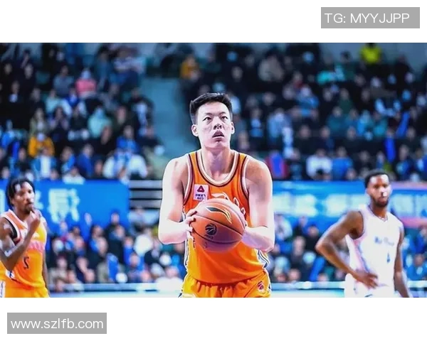 CBA月度最佳球员实至名归 展现卓越表现助力球队荣誉 CBA月度最佳球员实至名归 展现卓越表现助力球队荣誉